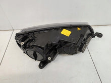 Laden Sie das Bild in den Galerie-Viewer, Frontscheinwerfer Skoda Octavia III Bi-Xenon Links Scheinwerfer Headlight SCH1228018874jr