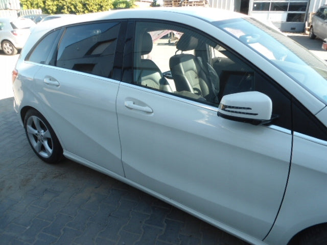 Tür Mercedes-Benz W246 Vorne Rechts Door Porta Porte