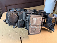 Load image into Gallery viewer, Frontscheinwerfer Volvo S80 111027 Xenon Rechts Scheinwerfer Headlight SCH7711527687ik