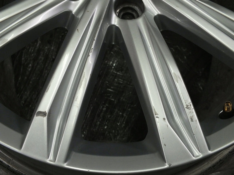 1x Alufelge 17 Zoll 6.5" 5x112 52ET Glanz Silber 5TA601025 Vw Rim Wheel FEL6251350141uz