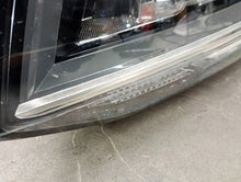 Laden Sie das Bild in den Galerie-Viewer, Frontscheinwerfer Audi Q2 81A941011 Full LED Links Scheinwerfer Headlight