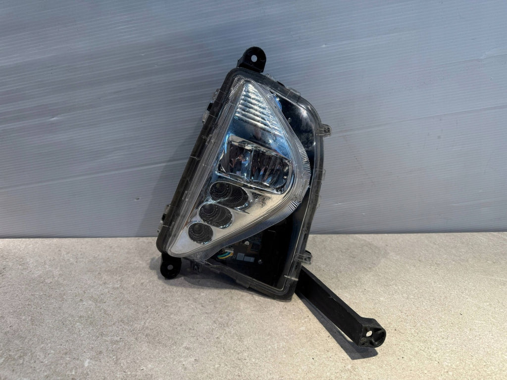 Frontscheinwerfer Toyota Prius MD1324393RHD3 06120EU12V35W Rechts Headlight SCH6717775282wf