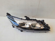 Laden Sie das Bild in den Galerie-Viewer, Frontscheinwerfer Mitsubishi Eclipse Cross 01739173916 Rechts Headlight