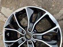 Laden Sie das Bild in den Galerie-Viewer, 1x Alufelge 19 Zoll 8.0" 5x114.3 55ET Glanz Silber 52910-S0100 Hyundai I30 FEL1909767807lb