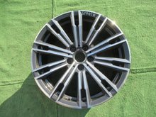 Load image into Gallery viewer, 1x Alufelge 18 Zoll 7.5" 5x112 25ET Glanz Schwarz 36118089890 BMW 3 G21 G20 Mg FEL5017884847ka