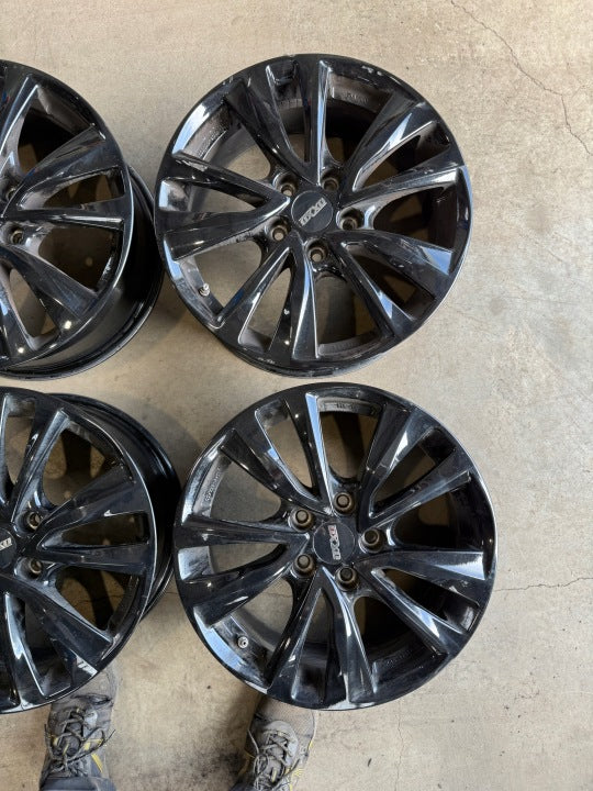 4x Alufelge 17 Zoll 7.0" 5x114.3 50ET Glanz Schwarz KBA49962 Rim Wheel FEL8865008779pu