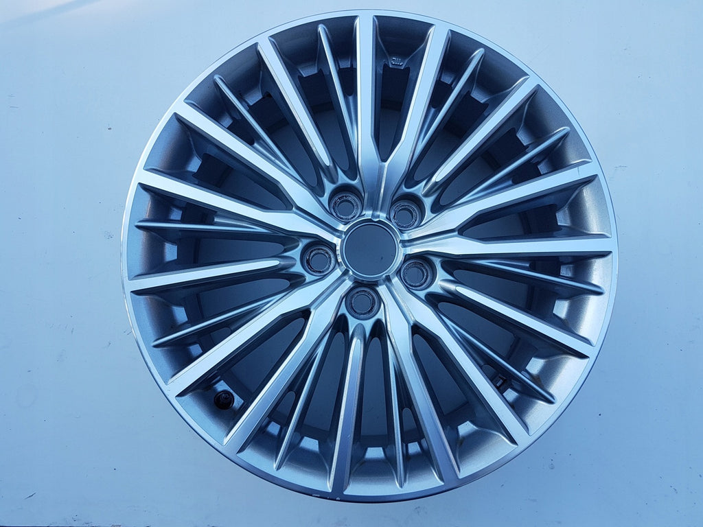 1x Alufelge 18 Zoll 7.0" 5x114.3 38ET Mitsubishi Outlander Eclipse Cross