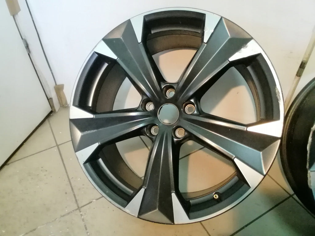 1x Alufelge 19 Zoll 8.0" 5x112 45ET Glanz Schwarz 575601025 Seat Rim Wheel FEL2614451314ew