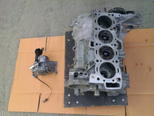 Laden Sie das Bild in den Galerie-Viewer, Motorblock Jaguar Rover 204DTY 2.0 Diesel Unkomplett MOT5084642860kb