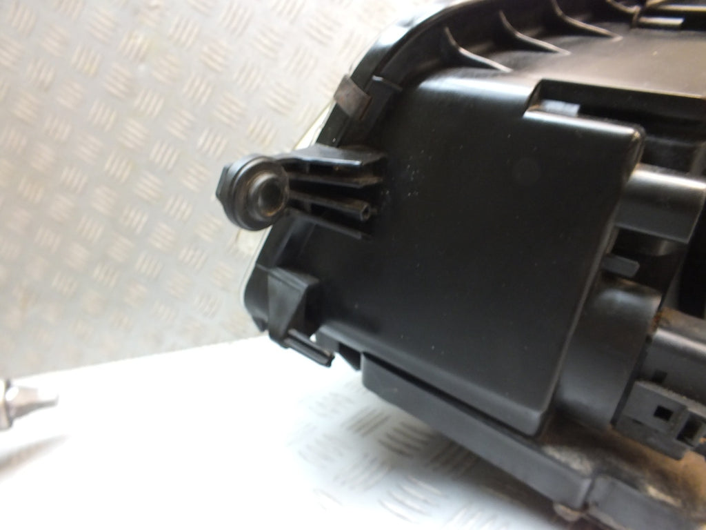 Frontscheinwerfer VW Touran 1T1941752A Xenon Rechts Scheinwerfer Headlight