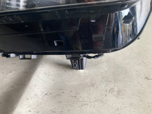 Laden Sie das Bild in den Galerie-Viewer, Frontscheinwerfer BMW X1 4A27815-01 LED Links Scheinwerfer Headlight SCH7145792474gn