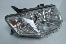 Laden Sie das Bild in den Galerie-Viewer, Frontscheinwerfer Mitsubishi Pajero Sport Rechts Scheinwerfer Headlight