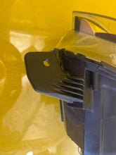Laden Sie das Bild in den Galerie-Viewer, Frontscheinwerfer Citroën Jumpy III Xenon Rechts Scheinwerfer Headlight