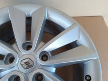 Laden Sie das Bild in den Galerie-Viewer, 1x Alufelge 17 Zoll 7.0" 5x114.3 49ET 40300030R Renault Megane Rim Wheel FEL3013290890qc