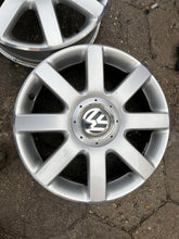 Laden Sie das Bild in den Galerie-Viewer, 1x Alufelge 17 Zoll 6.0" 5x112 48 5ET 1K0601025N Rim Wheel FEL3671862429jb