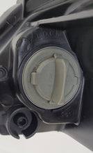 Laden Sie das Bild in den Galerie-Viewer, Frontscheinwerfer Hyundai I10 92102-0X0 Rechts Scheinwerfer Headlight