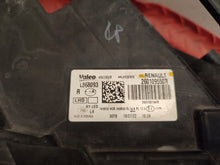 Load image into Gallery viewer, Frontscheinwerfer Dacia Duster 260109550R Full LED Rechts Scheinwerfer Headlight