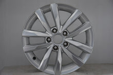 Load image into Gallery viewer, 1x Alufelge 16 Zoll 6.5&quot; 5x112 48ET Glanz Silber 5TA601025Q Vw Rim Wheel