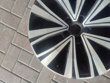 Laden Sie das Bild in den Galerie-Viewer, 1x Alufelge 18 Zoll 3G8601025B VW Arteon Rim Wheel FEL7770804922id