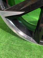 Laden Sie das Bild in den Galerie-Viewer, 1x Alufelge 19 Zoll 7.5" 5x114.3 50ET Glanz Schwarz 42611-F4300 Toyota C-Hr Chr FEL6999014905fk