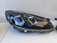 Laden Sie das Bild in den Galerie-Viewer, Frontscheinwerfer Ford Kuga LV4B-13E016-AP Full LED Rechts oder Links SCH7868784619df