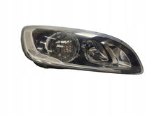 Load image into Gallery viewer, Frontscheinwerfer Volvo V60 31420272 89908932 Rechts Scheinwerfer Headlight SCH6749538170ze