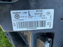 Load image into Gallery viewer, Frontscheinwerfer VW Amarok 90113168 Xenon Links Scheinwerfer Headlight SCH1308922228eq