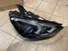Laden Sie das Bild in den Galerie-Viewer, Frontscheinwerfer Mercedes-Benz Gle A1679066604 Rechts Scheinwerfer Headlight