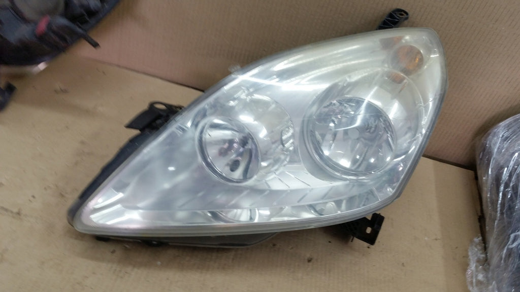 Frontscheinwerfer Opel Zafira B 13260845 Ein Satz Scheinwerfer Headlight