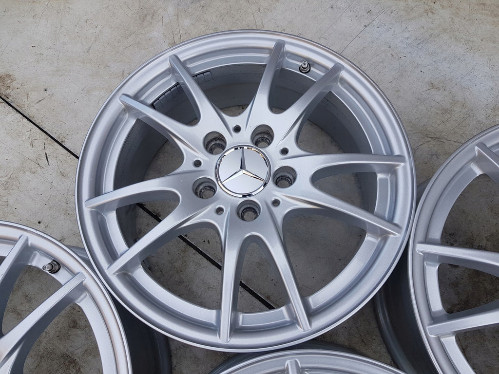 4x Alufelge 16 Zoll 6.5" 5x112 49ET Glanz Silber 4011302 Mercedes-Benz Cla