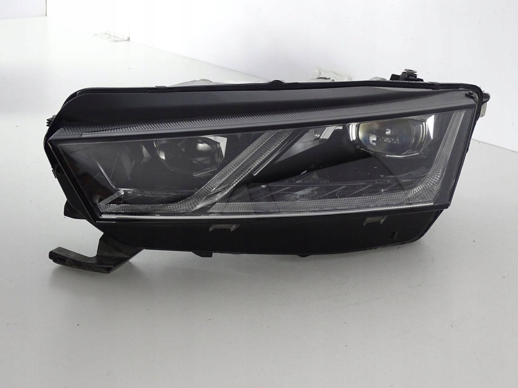 Frontscheinwerfer Skoda Octavia IV 5E4941015A PJT15111 Links Headlight SCH8017825117tq