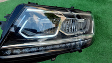 Laden Sie das Bild in den Galerie-Viewer, Frontscheinwerfer VW Tiguan 5NB941035B Links Scheinwerfer Headlight