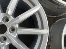 Load image into Gallery viewer, 1x Alufelge 18 Zoll 8.5&quot; 5x112 50ET Glanz Silber 8S0601025C Audi Rim Wheel