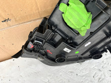 Laden Sie das Bild in den Galerie-Viewer, Frontscheinwerfer BMW I3 9853420 Rechts Scheinwerfer Headlight SCH8607247101yt