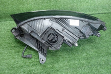 Laden Sie das Bild in den Galerie-Viewer, Frontscheinwerfer Skoda Enyaq 5LB941016H Rechts Scheinwerfer Headlight SCH8548570786ma