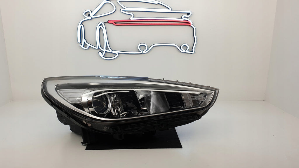 Frontscheinwerfer Hyundai I30 III G4921-22020 Rechts Scheinwerfer Headlight