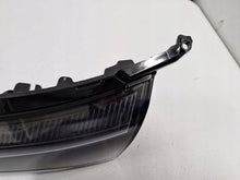 Laden Sie das Bild in den Galerie-Viewer, Frontscheinwerfer Mercedes-Benz Cla A2449067700- Vorderseite Headlight SCH9528351444bw