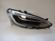 Laden Sie das Bild in den Galerie-Viewer, Frontscheinwerfer Tesla S 20203910 LED Rechts Scheinwerfer Headlight
