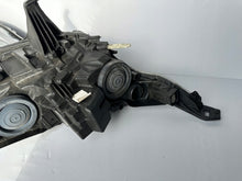 Laden Sie das Bild in den Galerie-Viewer, Frontscheinwerfer Ford Connect FT11-13W030AA FT11-13W029AA Ein Satz Headlight SCH9698543786tq