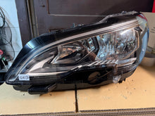 Laden Sie das Bild in den Galerie-Viewer, Frontscheinwerfer Peugeot 5008 90056582 Links Scheinwerfer Headlight SCH3113813355cq