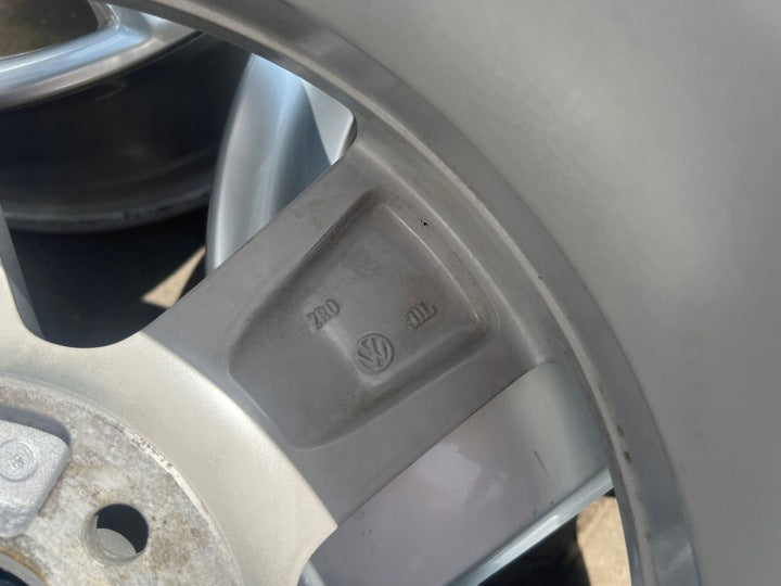 4x Alufelge 16 Zoll 6.5" 5x112 Glanz Silber 1T0601025M VW Touran Rim Wheel FEL9842010666vj