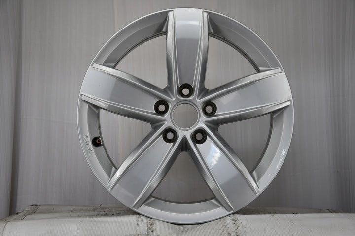 1x Alufelge 17 Zoll 6.5" 5x112 38ET Glanz Silber 5NA071497 VW Rim Wheel FEL6879915559hz