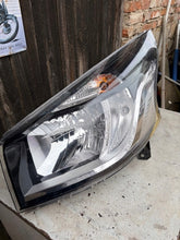 Load image into Gallery viewer, Frontscheinwerfer Fiat Talento Trafic III 260601217R Links Headlight SCH7638626720fh