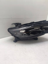 Laden Sie das Bild in den Galerie-Viewer, Frontscheinwerfer 29701000 Rechts Scheinwerfer Headlight