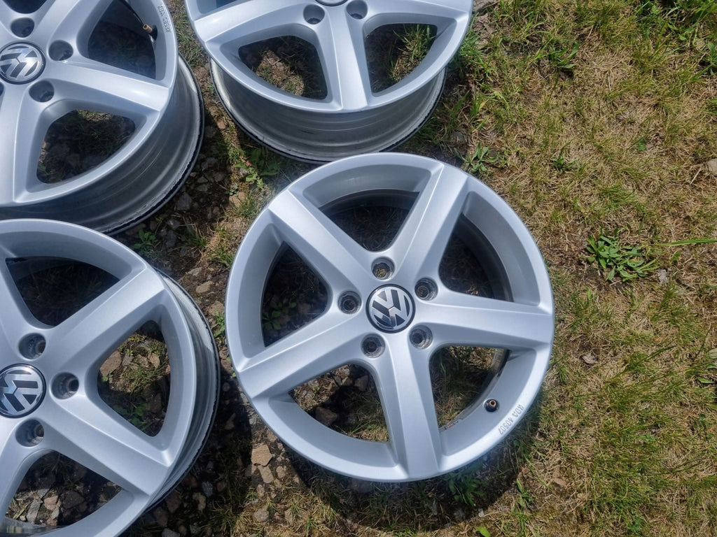4x Alufelge 16 Zoll 6.5" 5x112 42ET Glanz 3AA071496A VW Passat B7 Variant FEL3279347584ix
