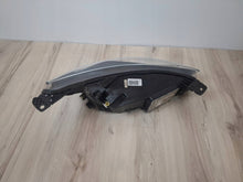 Laden Sie das Bild in den Galerie-Viewer, Frontscheinwerfer Ford Focus JX7B13E017AH LED Links Scheinwerfer Headlight SCH5718008143yx