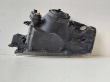 Laden Sie das Bild in den Galerie-Viewer, Frontscheinwerfer Mitsubishi Pajero III 100-87420 Rechts Scheinwerfer Headlight