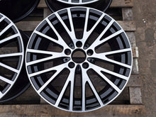 Laden Sie das Bild in den Galerie-Viewer, 4x Alufelge 18 Zoll 7.5" 5x112 49ET Glanz A1774010600 Mercedes-Benz W177 FEL5297798040jv