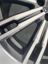 Load image into Gallery viewer, 1x Alufelge 18 Zoll 8.5" 5x112 40ET Glanz Graphit 8089891 BMW G20 Mg Rim Wheel FEL8913370907za