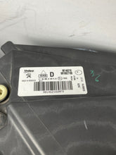 Laden Sie das Bild in den Galerie-Viewer, Frontscheinwerfer Peugeot Partner Rifter 90146217 Ein Satz Headlight SCH4743657832jv